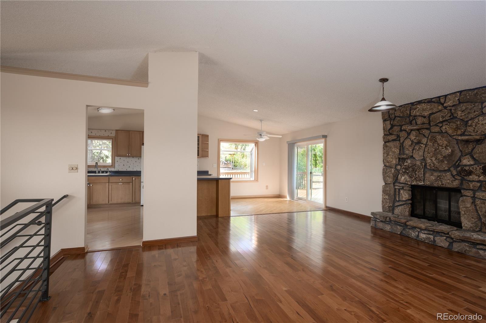 MLS Image #3 for 352  waco court,colorado springs, Colorado
