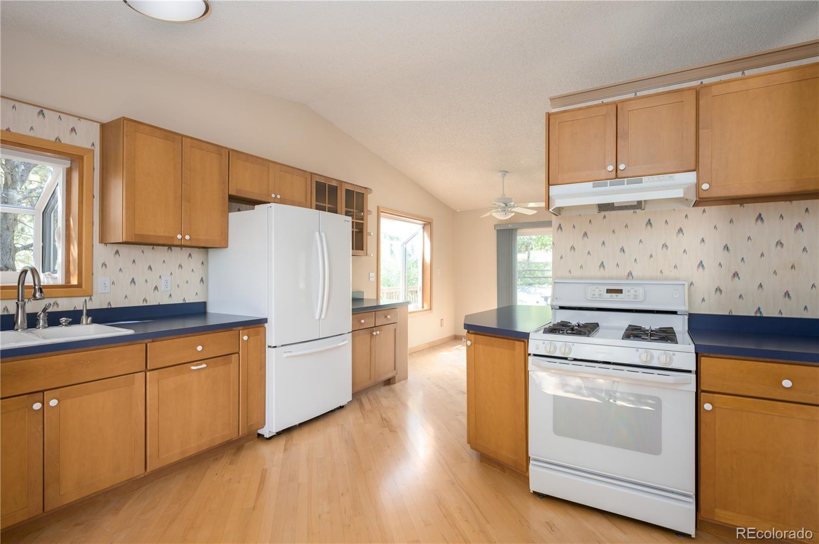MLS Image #6 for 352  waco court,colorado springs, Colorado