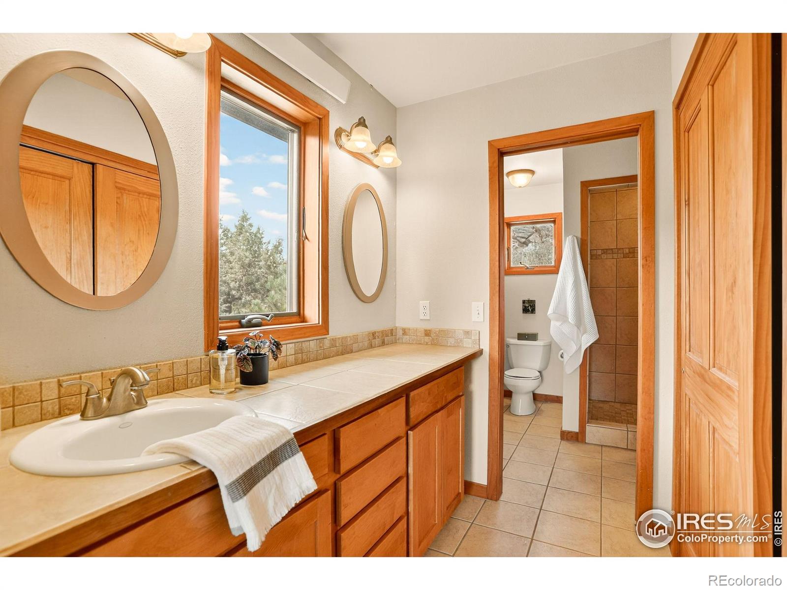 MLS Image #23 for 575  bulwark ridge drive,glen haven, Colorado
