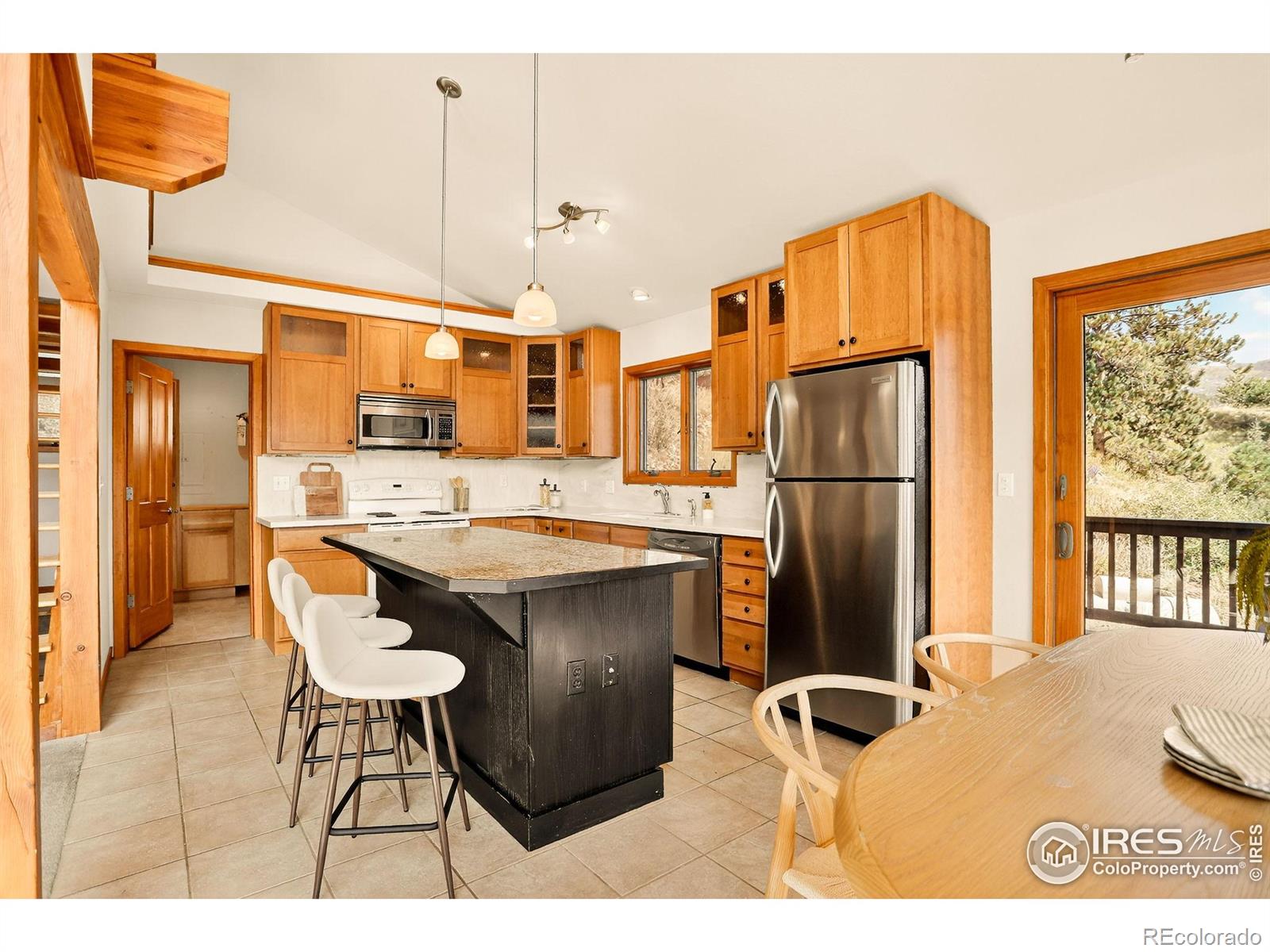 MLS Image #8 for 575  bulwark ridge drive,glen haven, Colorado