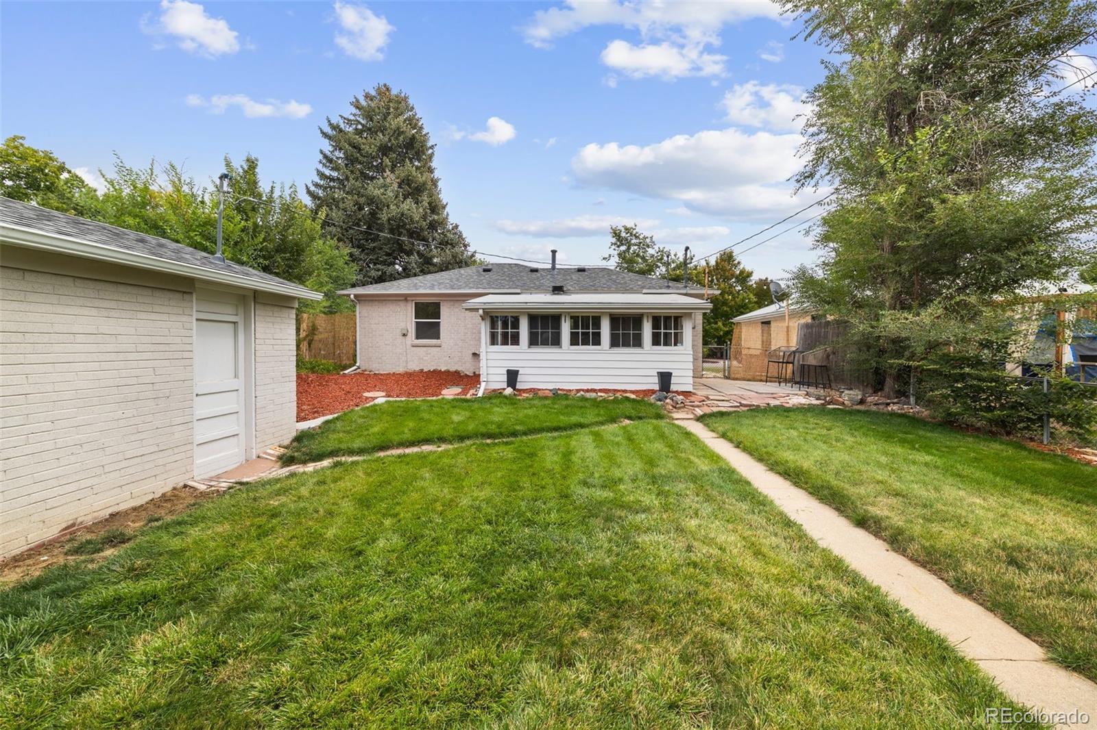 MLS Image #28 for 903  poplar street,denver, Colorado