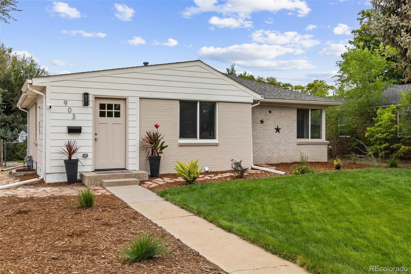 MLS Image #5 for 903  poplar street,denver, Colorado