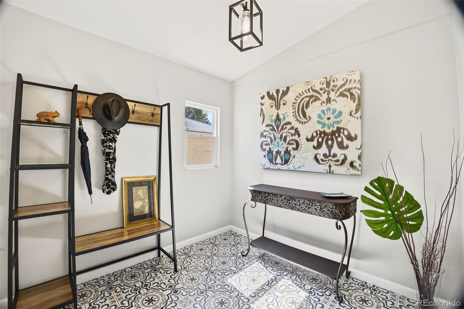 MLS Image #8 for 903  poplar street,denver, Colorado