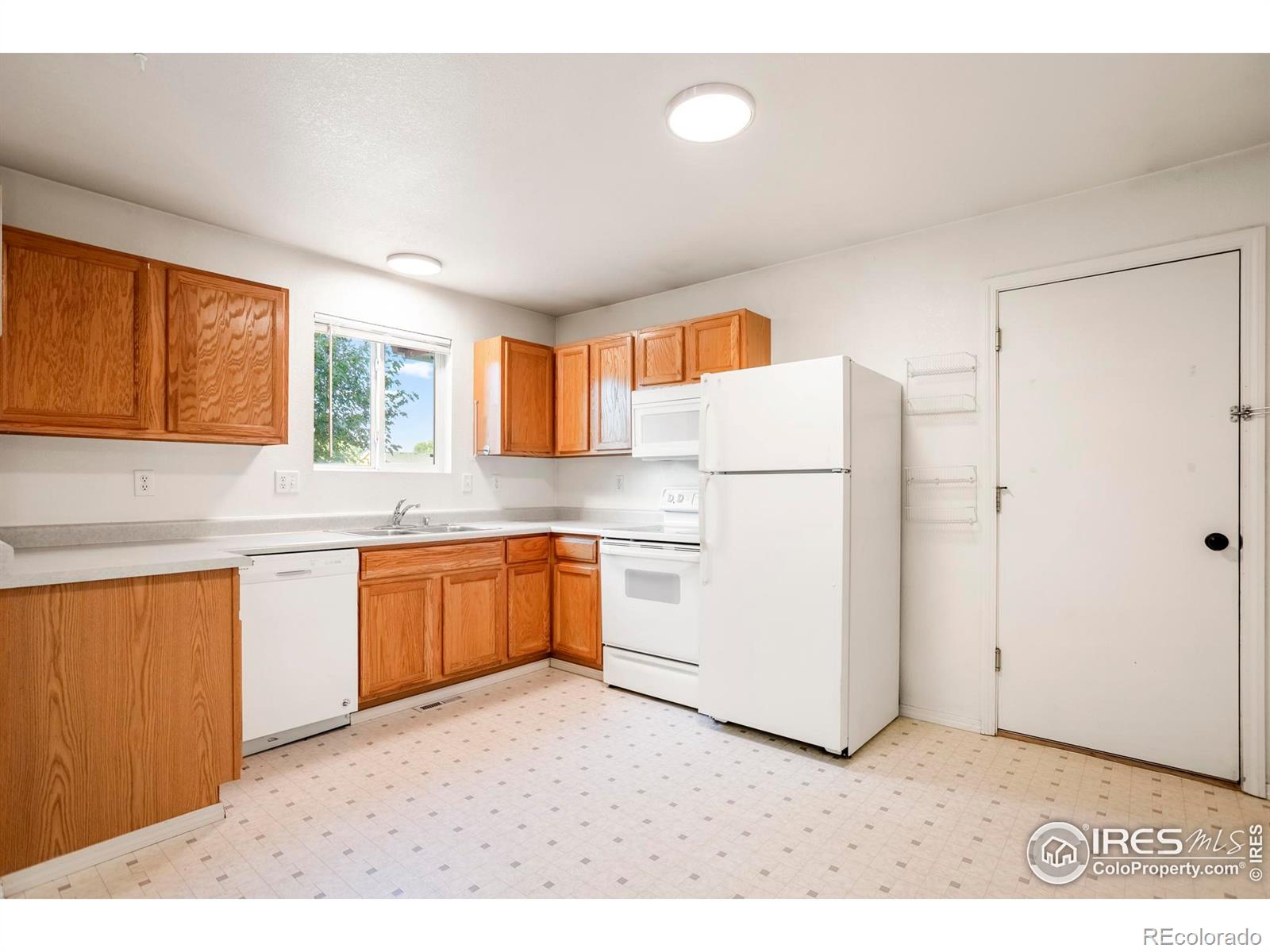 MLS Image #5 for 542 e 25th st rd,greeley, Colorado