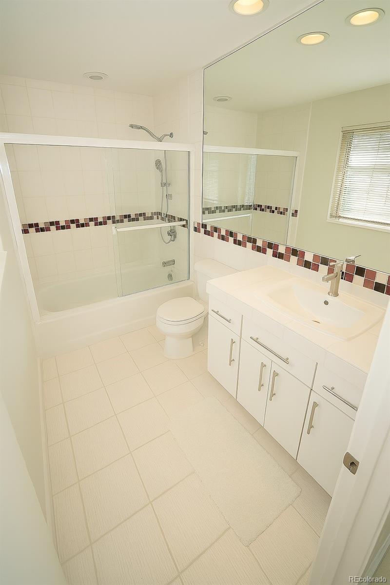 MLS Image #13 for 6193 s galena court,englewood, Colorado