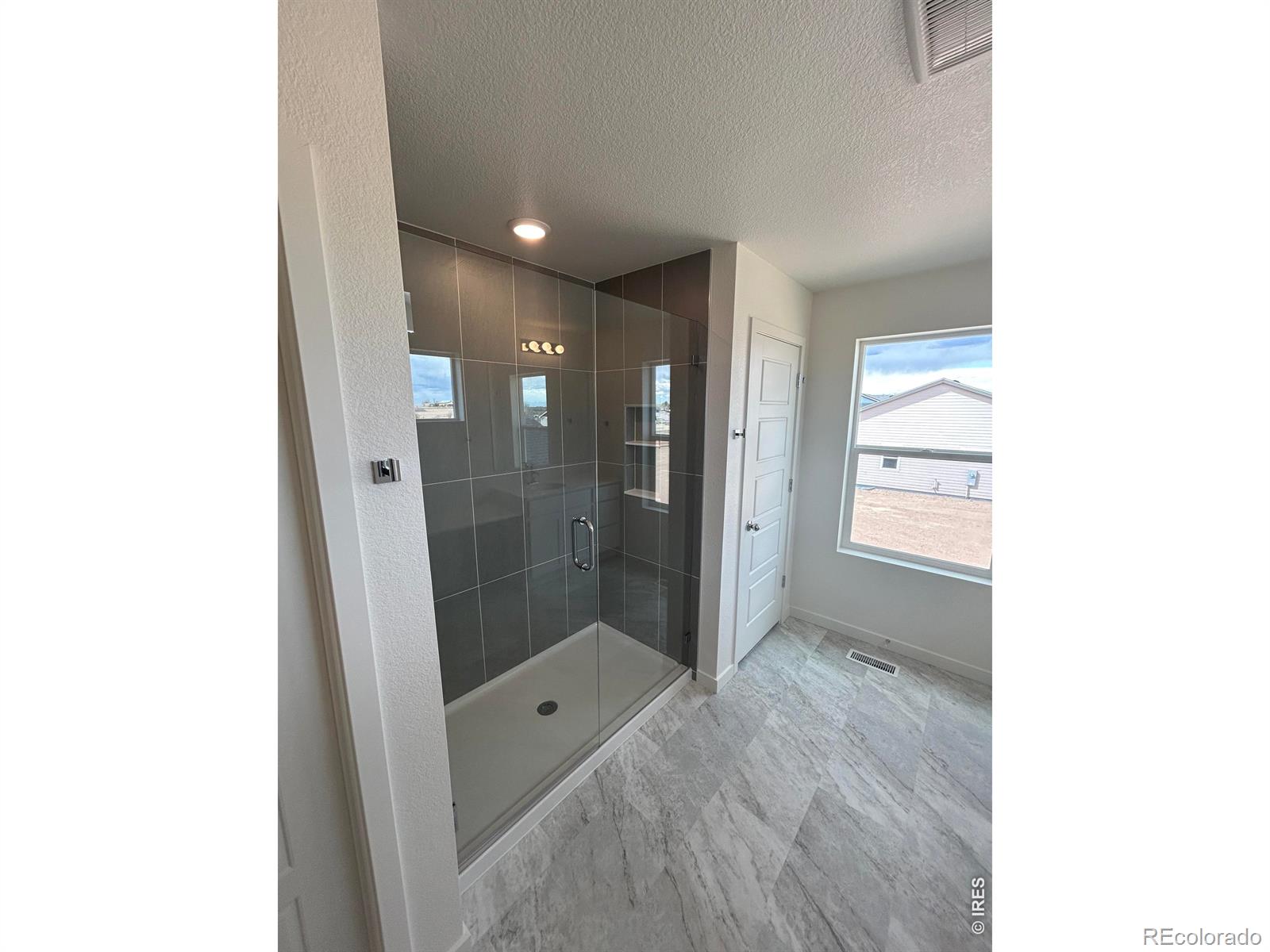 MLS Image #11 for 220  dawn drive,hudson, Colorado