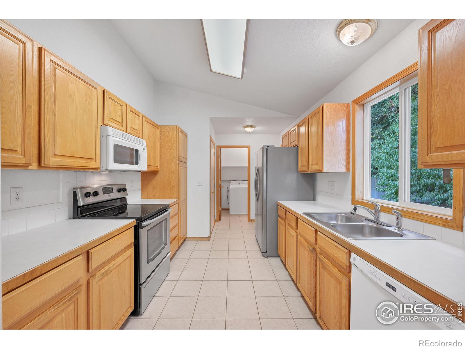 MLS Image #10 for 1171  jefferson drive,berthoud, Colorado