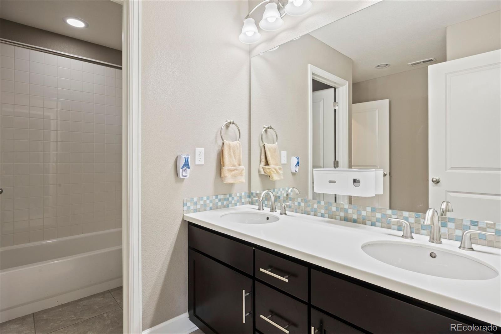 MLS Image #25 for 11944 s meander way,parker, Colorado