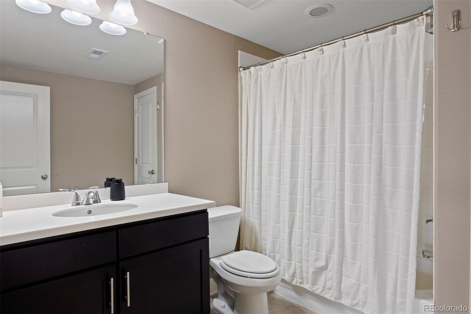 MLS Image #40 for 11944 s meander way,parker, Colorado