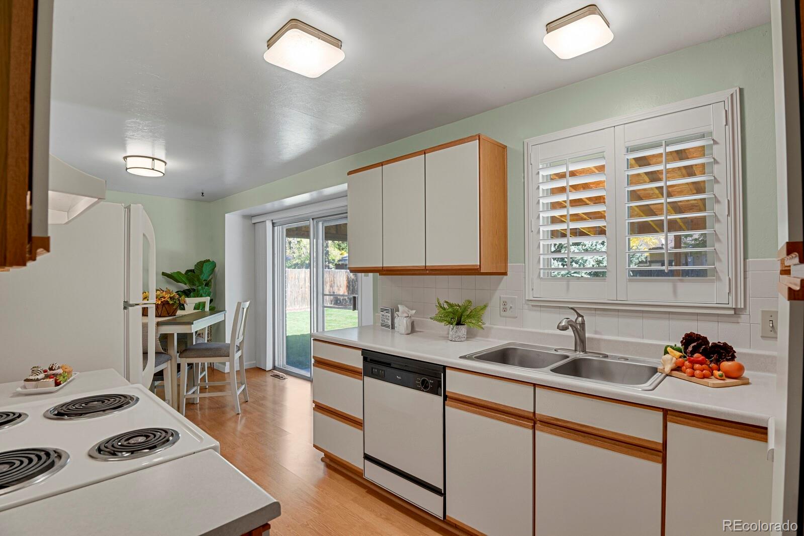 MLS Image #8 for 666 s quentin street,aurora, Colorado