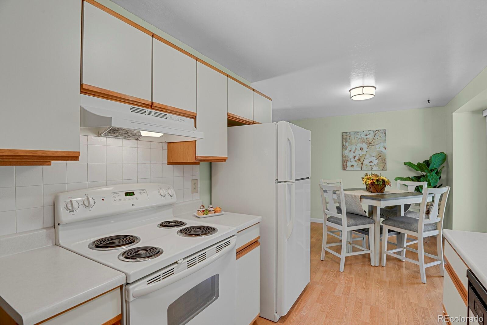 MLS Image #9 for 666 s quentin street,aurora, Colorado