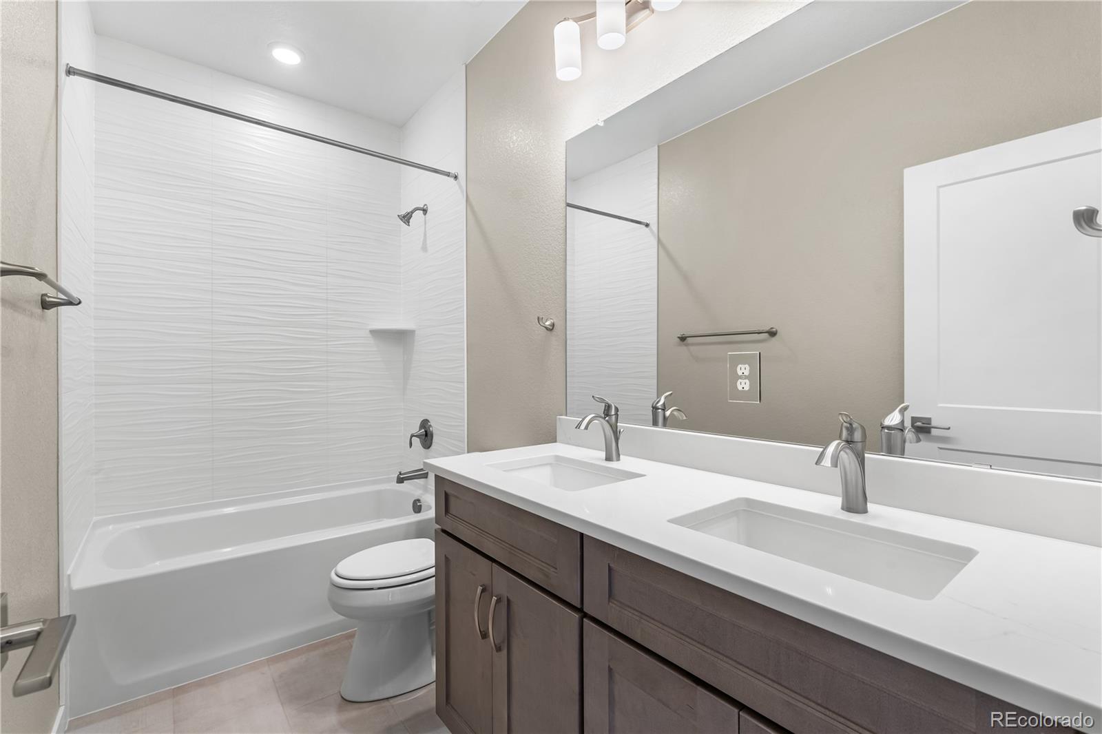 MLS Image #3 for 8858  buttonwillow drive,littleton, Colorado