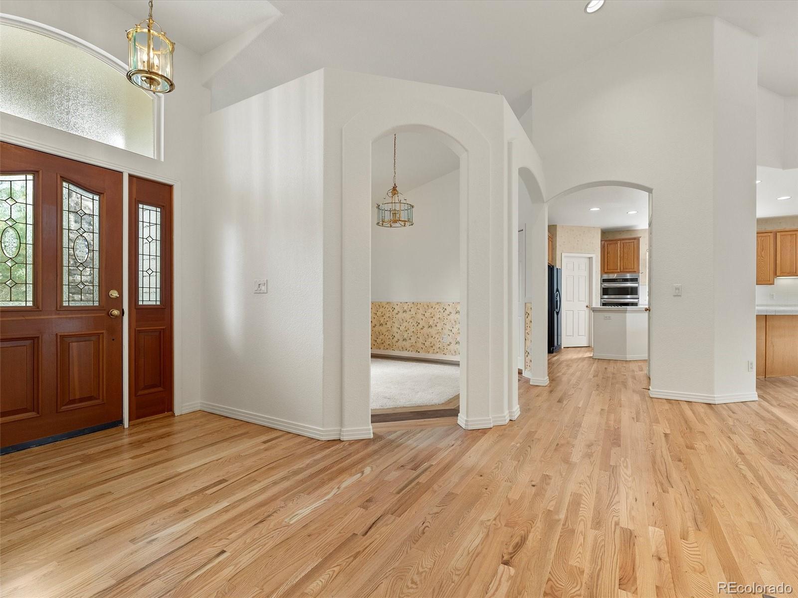 MLS Image #2 for 314  pine needle way,castle rock, Colorado