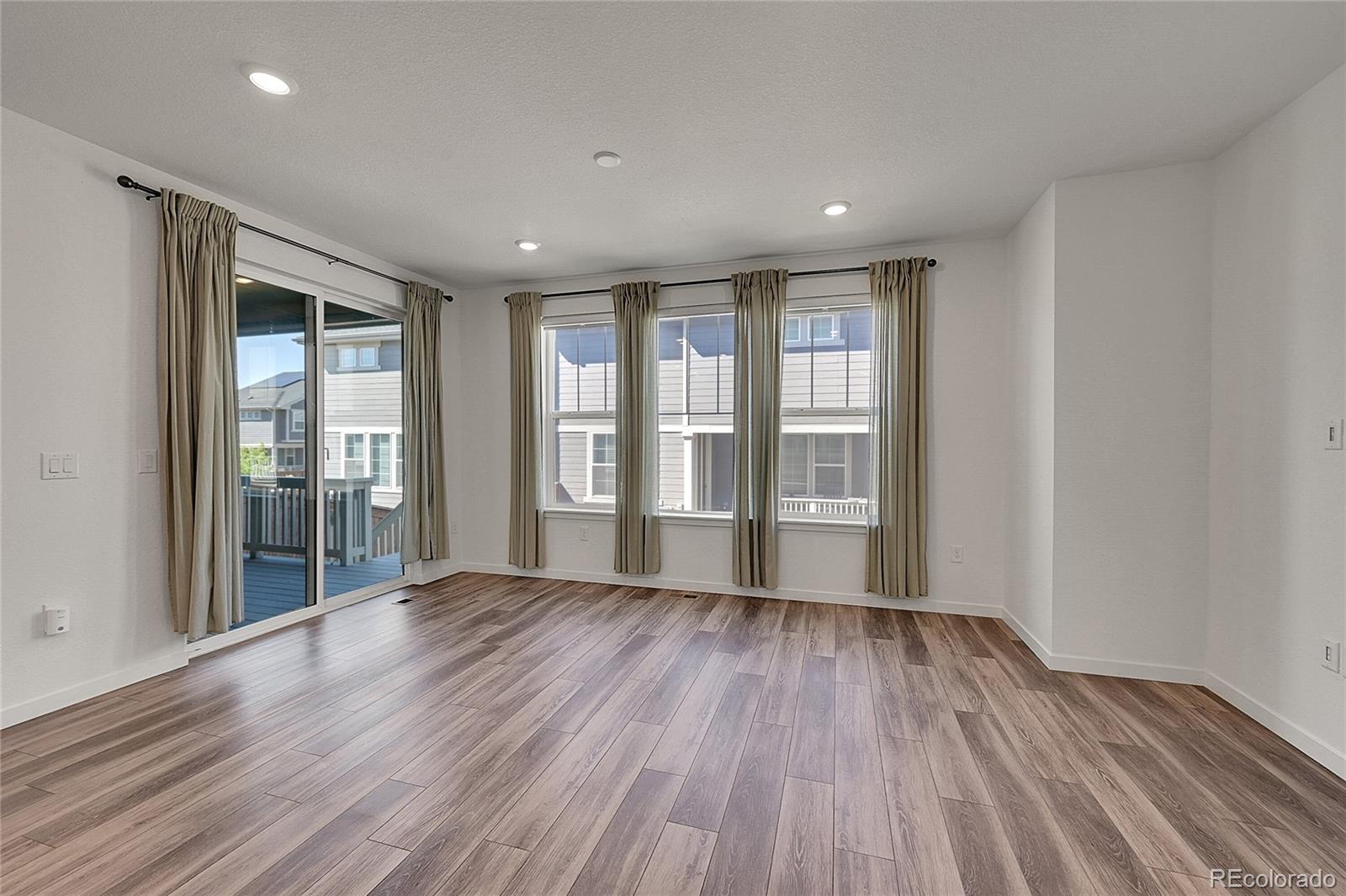 MLS Image #10 for 17569 e 95th place,commerce city, Colorado