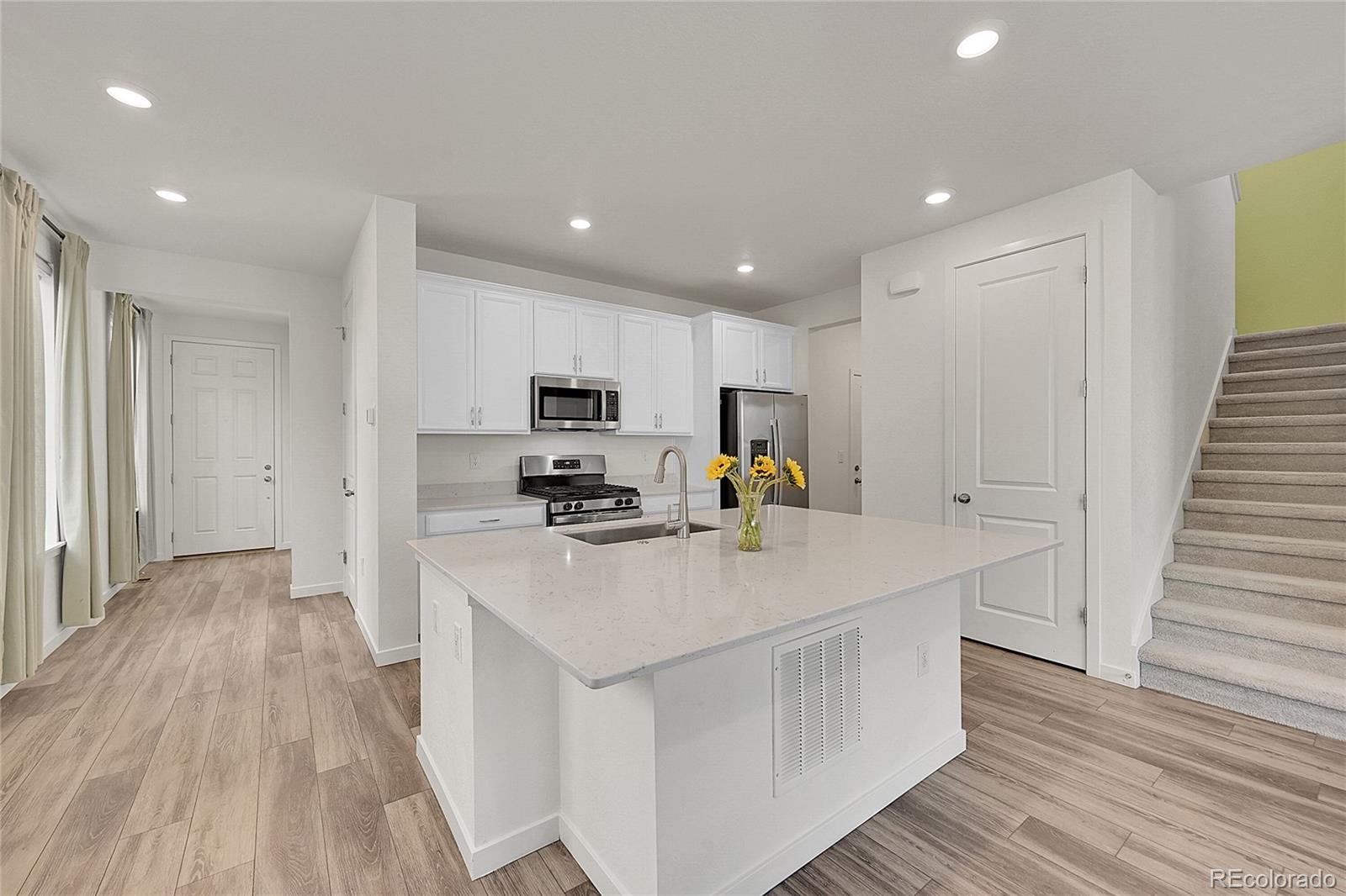 MLS Image #4 for 17569 e 95th place,commerce city, Colorado
