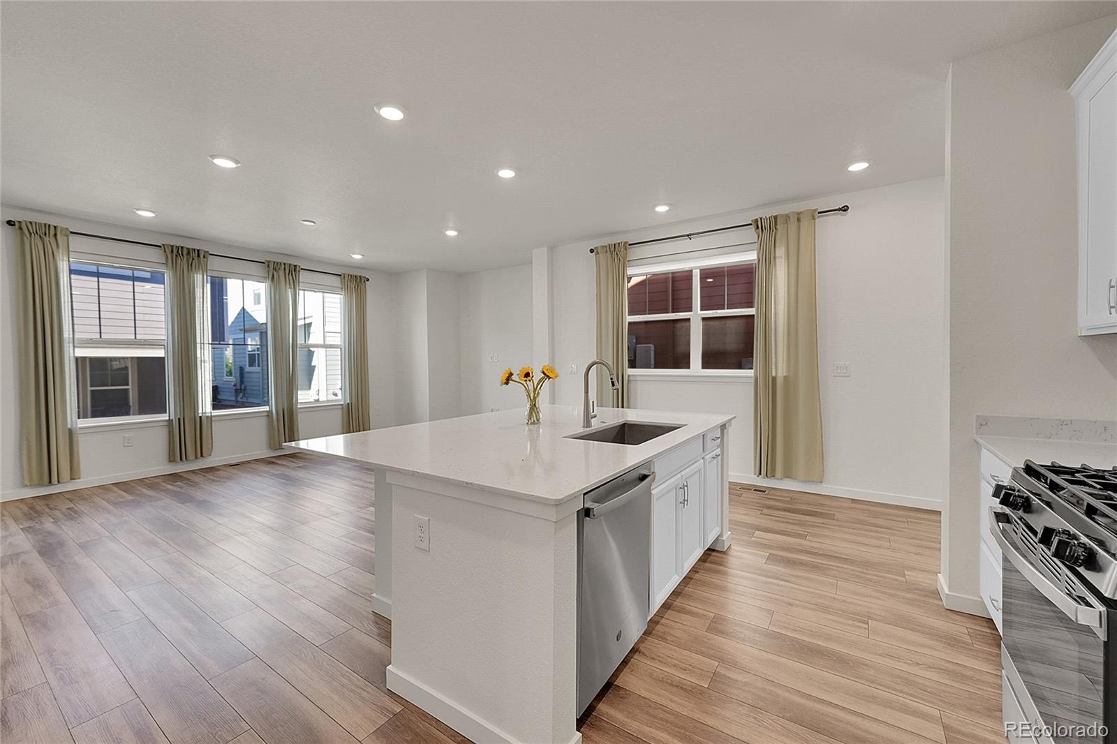 MLS Image #6 for 17569 e 95th place,commerce city, Colorado