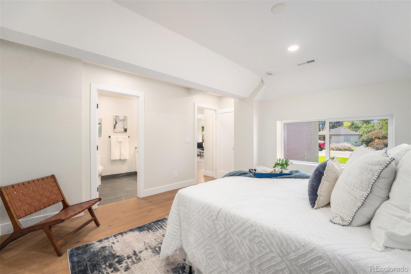 MLS Image #16 for 2850  leyden street,denver, Colorado