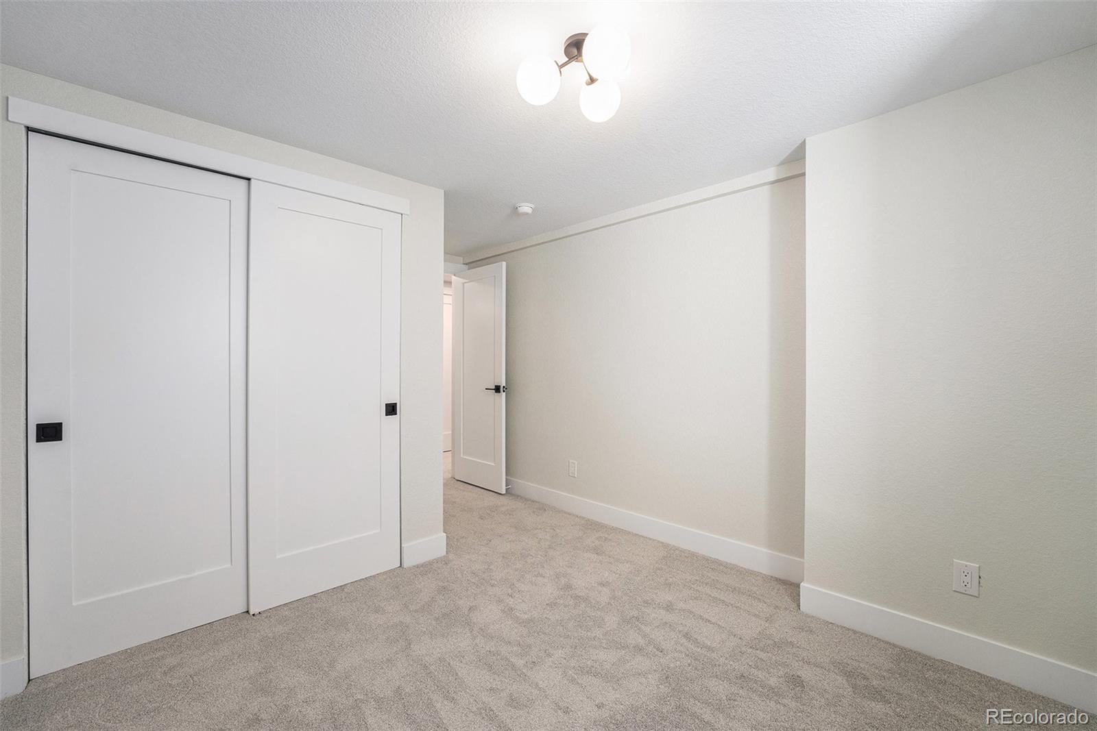 MLS Image #23 for 2850  leyden street,denver, Colorado