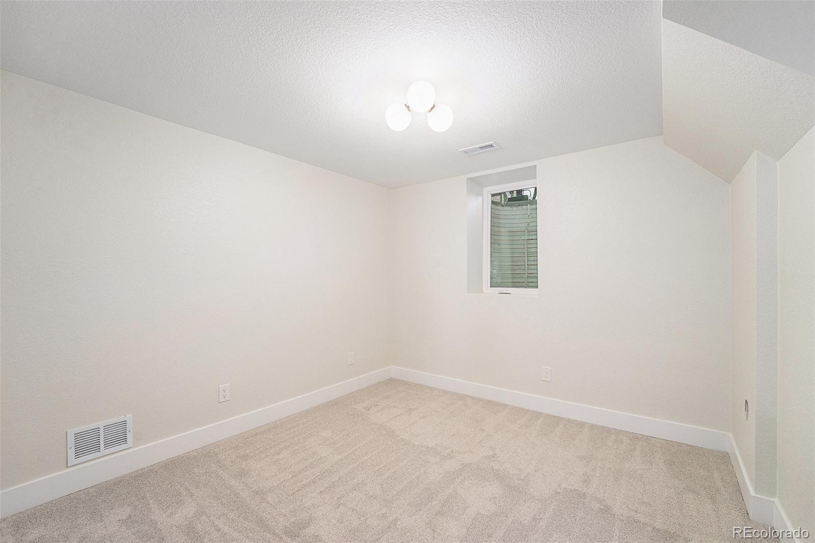 MLS Image #25 for 2850  leyden street,denver, Colorado