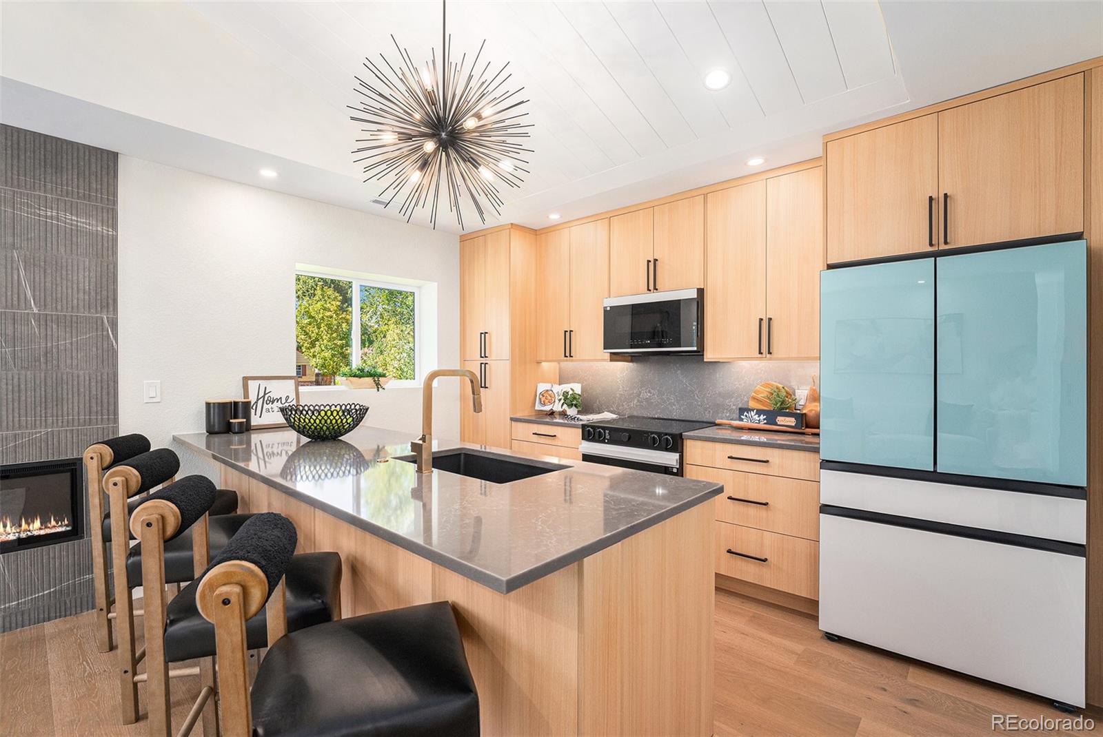 MLS Image #9 for 2850  leyden street,denver, Colorado