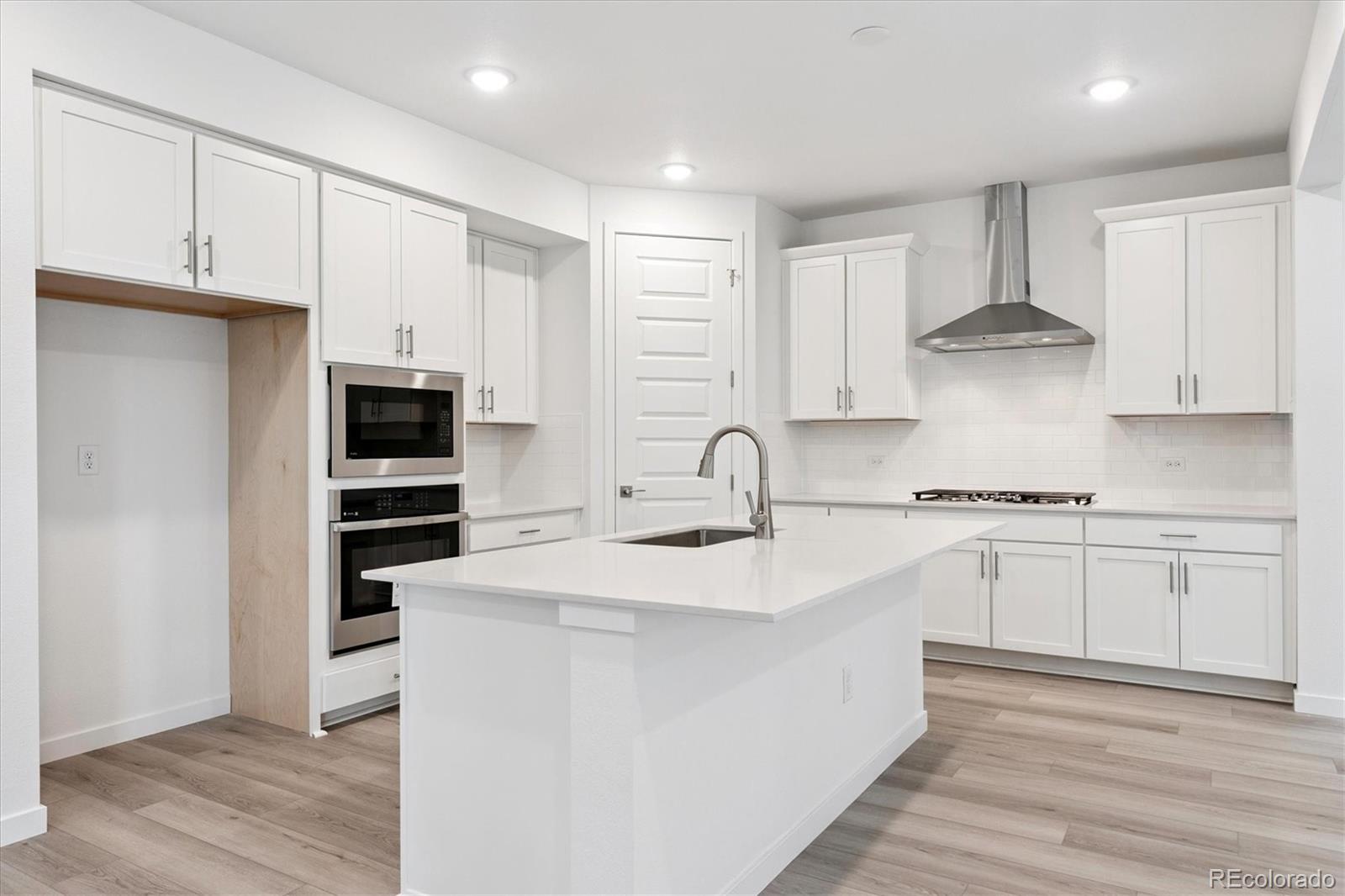 MLS Image #7 for 11300  mount emma drive,englewood, Colorado