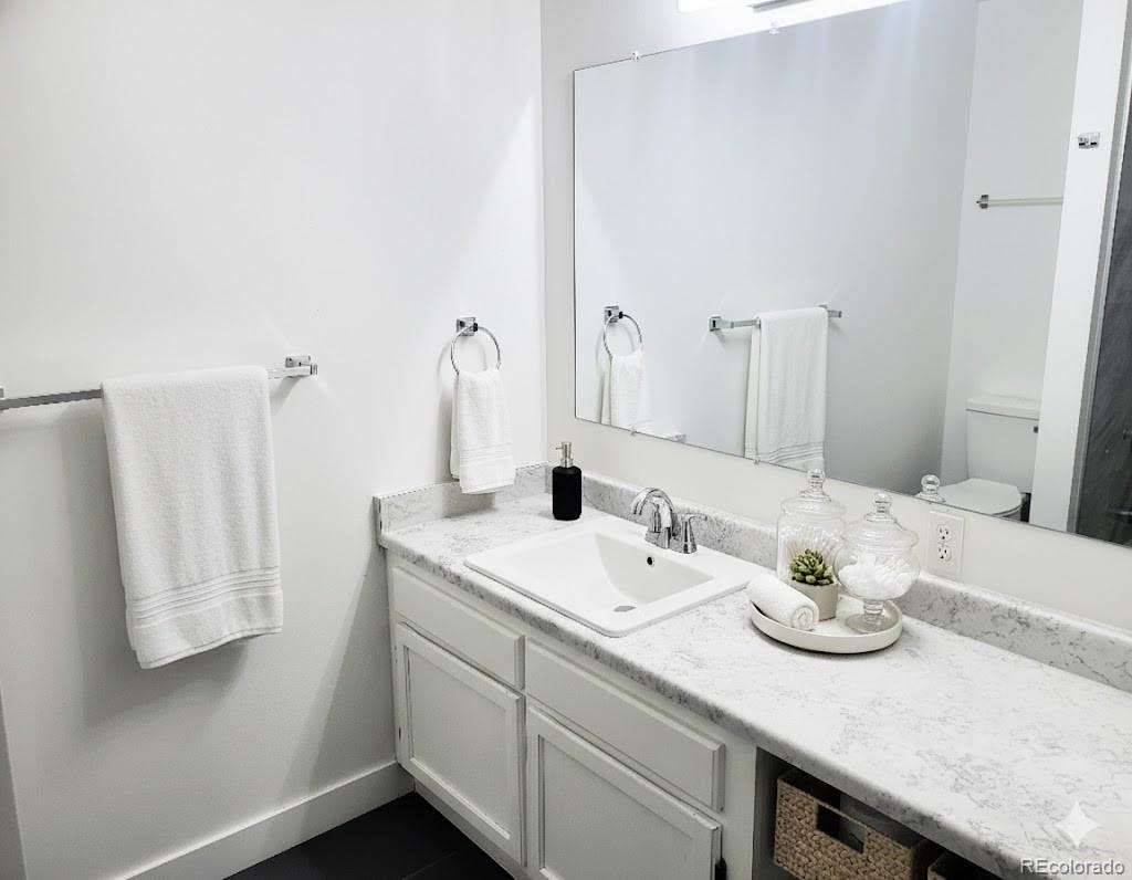 MLS Image #8 for 1475 s quebec way,denver, Colorado