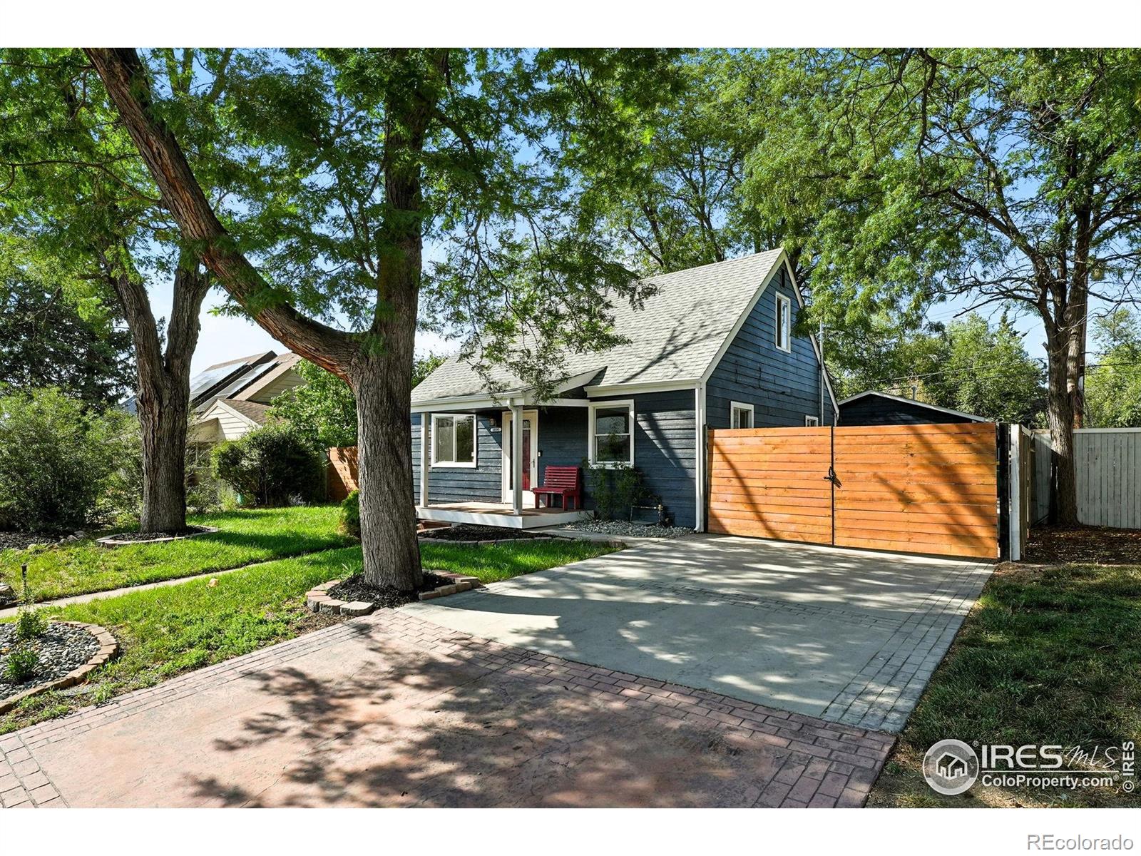 MLS Image #1 for 10595 e lowry place,aurora, Colorado