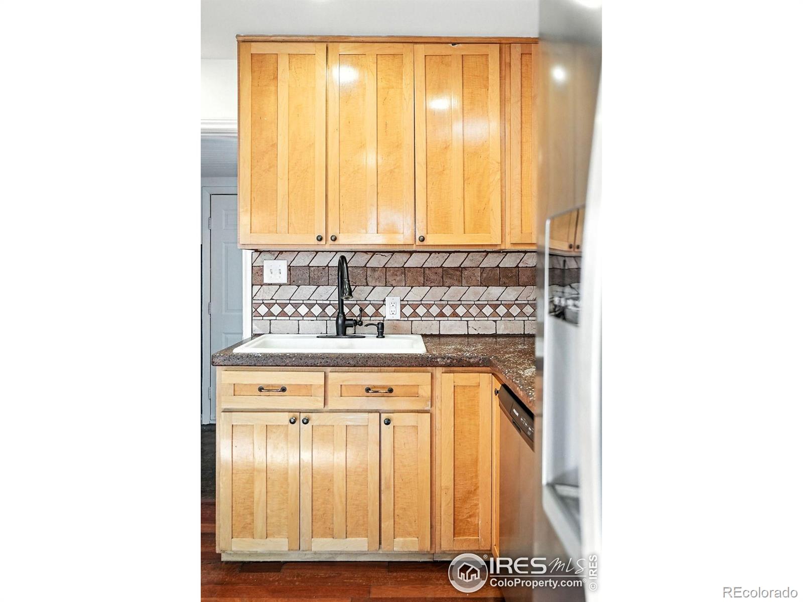 MLS Image #12 for 10595 e lowry place,aurora, Colorado