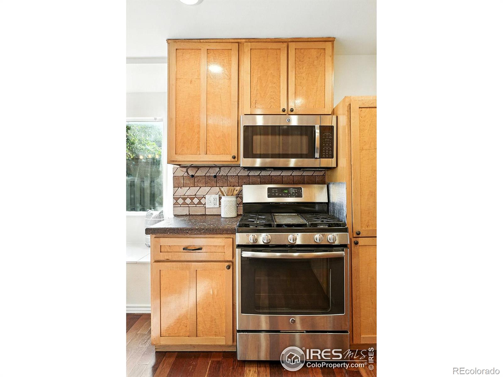MLS Image #15 for 10595 e lowry place,aurora, Colorado