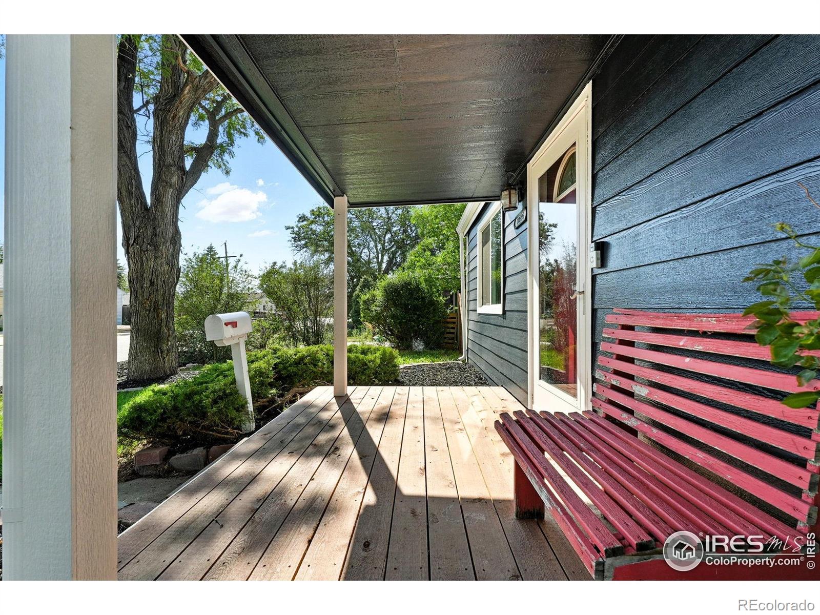 MLS Image #2 for 10595 e lowry place,aurora, Colorado