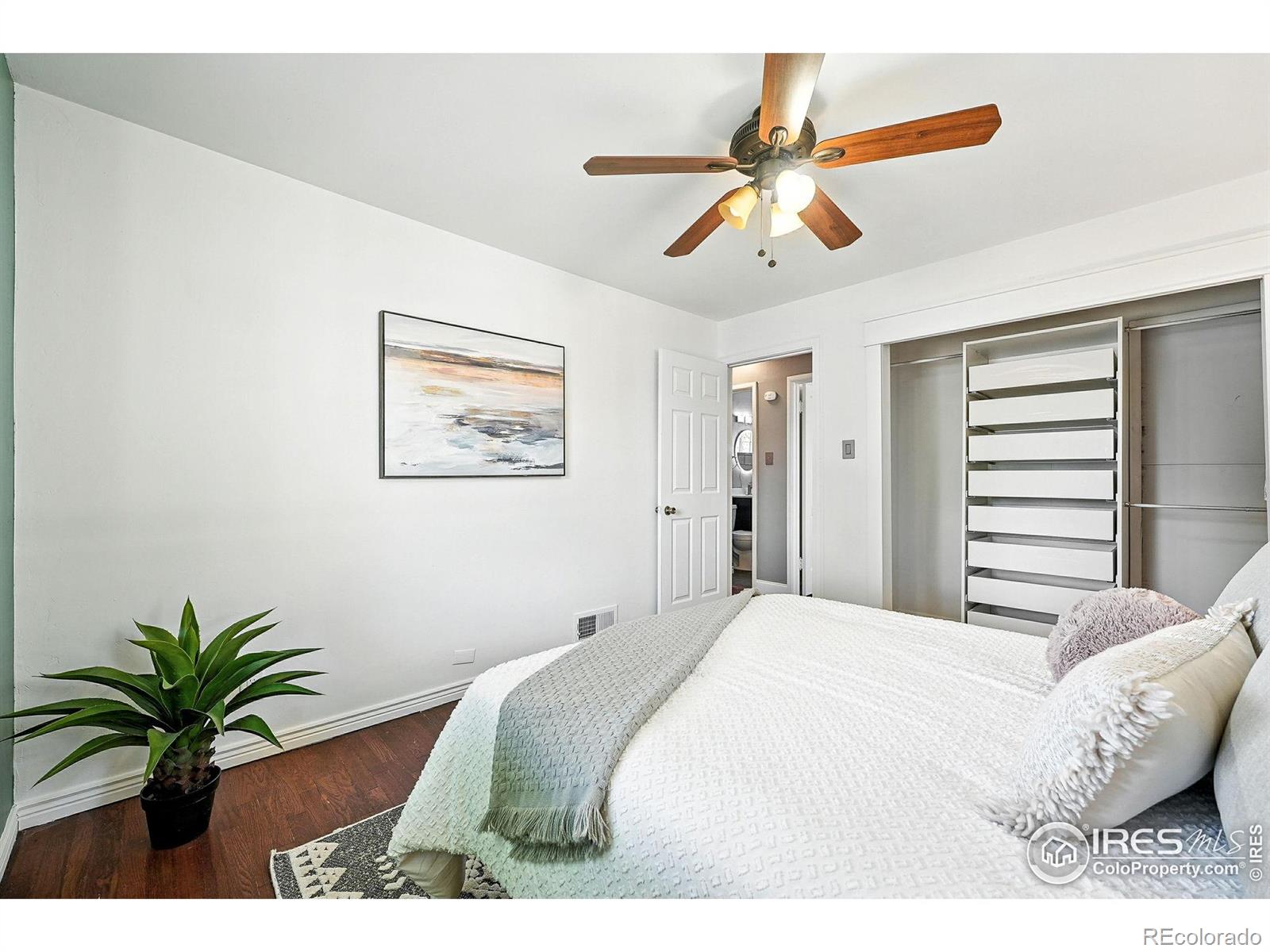 MLS Image #22 for 10595 e lowry place,aurora, Colorado