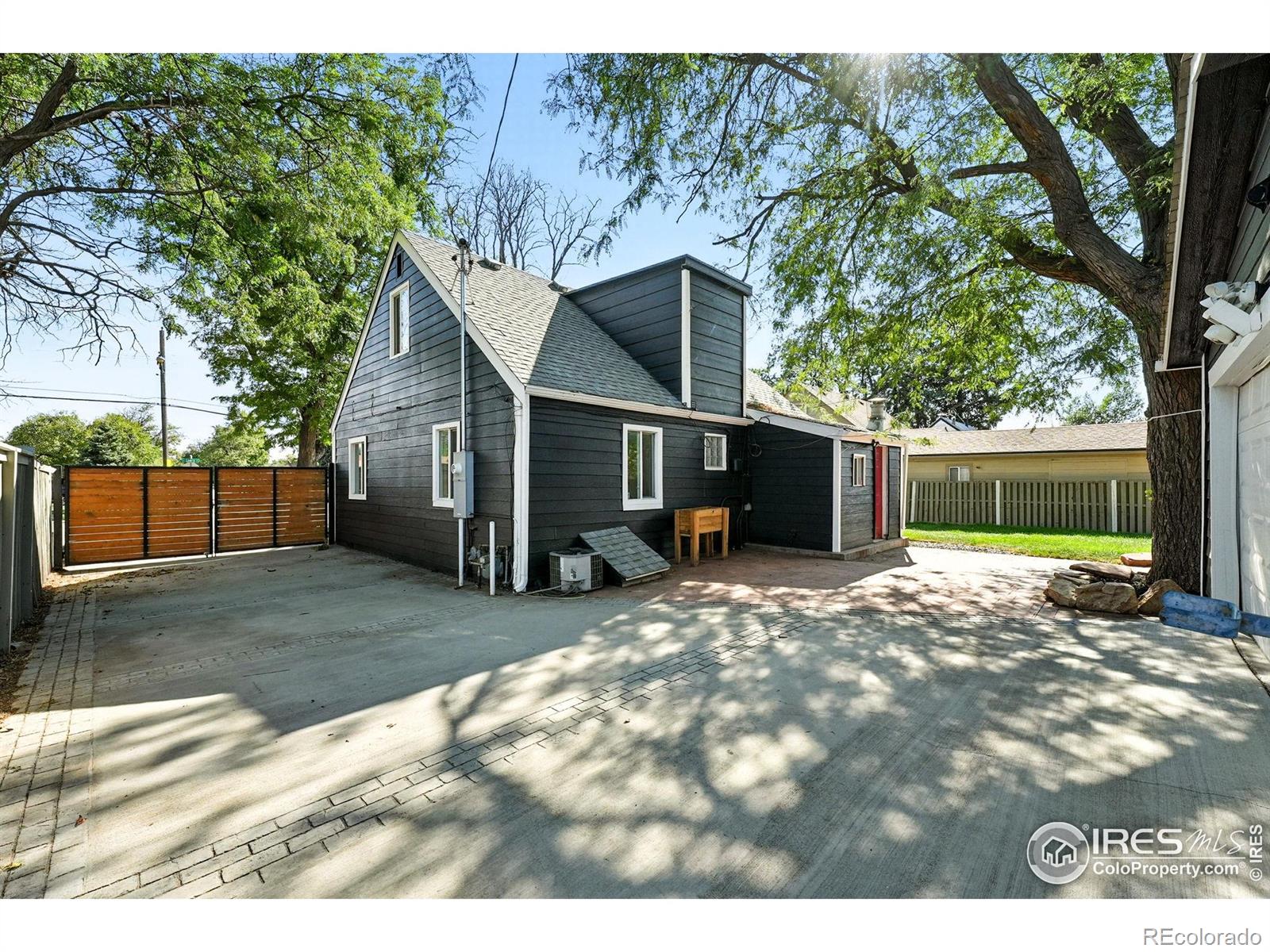 MLS Image #44 for 10595 e lowry place,aurora, Colorado