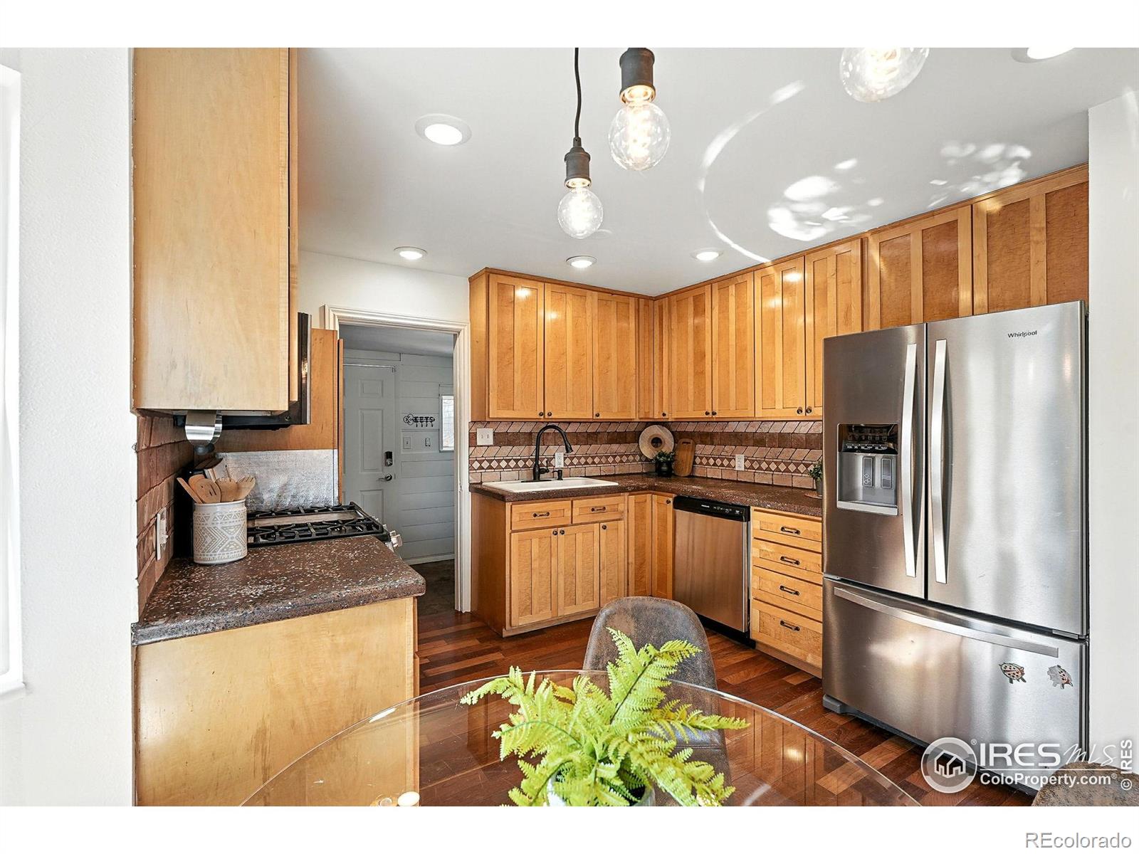 MLS Image #9 for 10595 e lowry place,aurora, Colorado