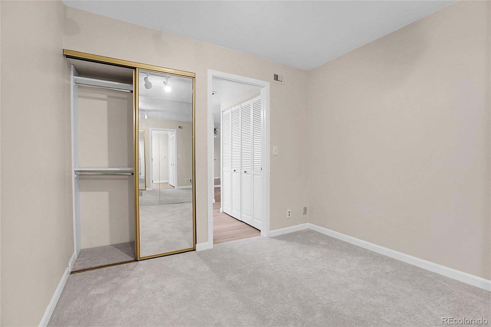 MLS Image #18 for 1777  larimer street 807,denver, Colorado