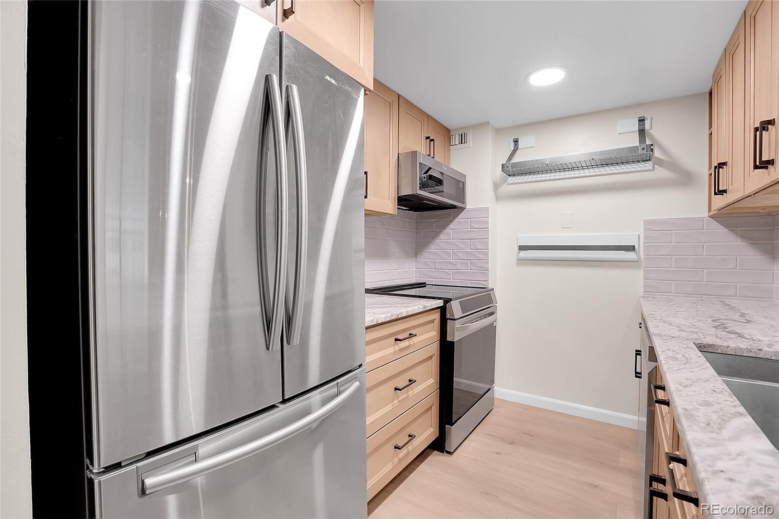 MLS Image #8 for 1777  larimer street 807,denver, Colorado