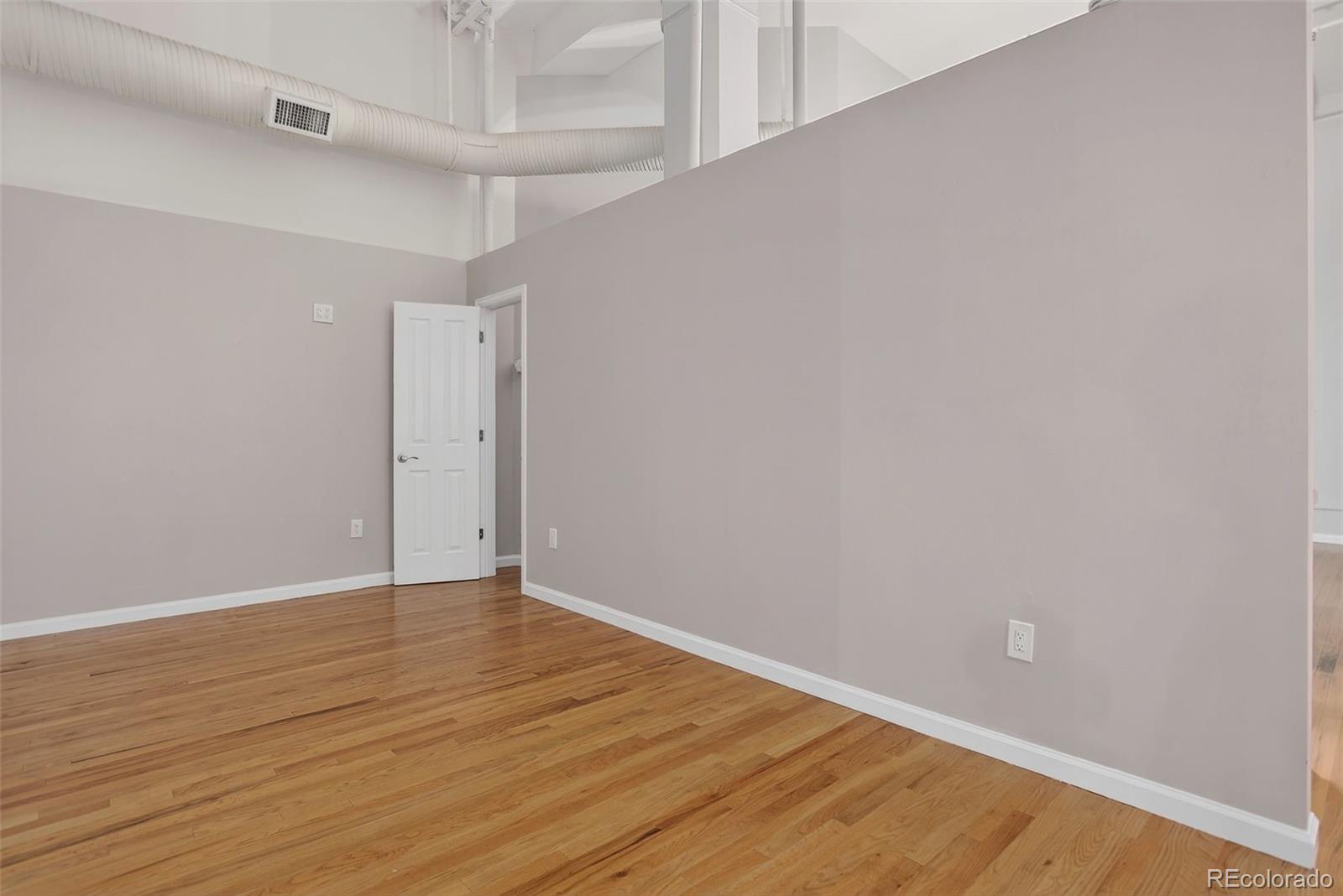 MLS Image #16 for 1555  california street 319,denver, Colorado