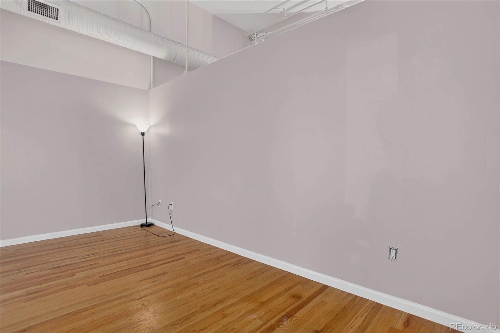 MLS Image #22 for 1555  california street 319,denver, Colorado