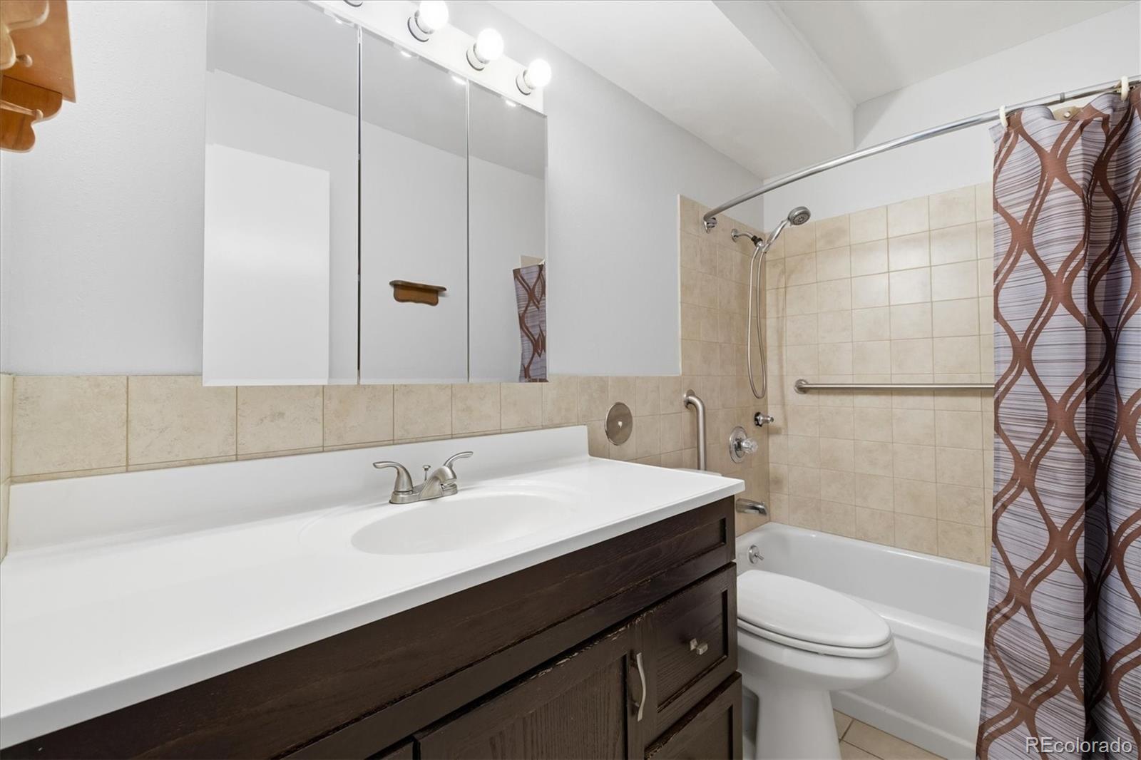MLS Image #9 for 650 s alton way 1a,denver, Colorado