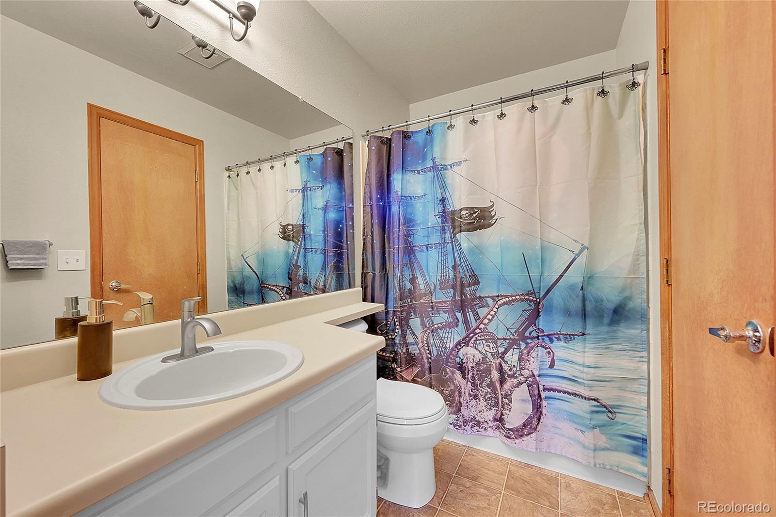MLS Image #11 for 8010  garrison court c,arvada, Colorado