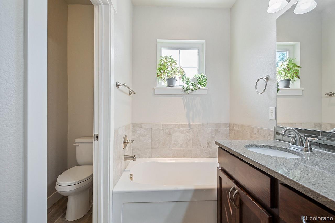MLS Image #40 for 2556  des moines drive,fort collins, Colorado