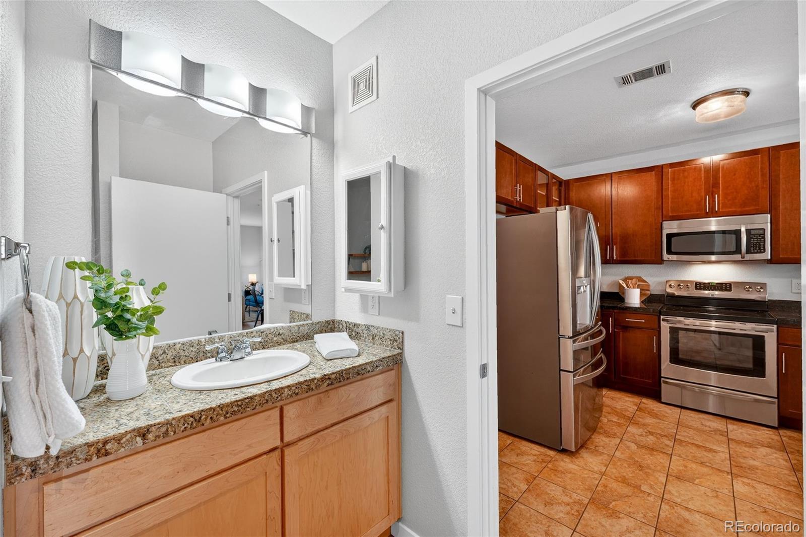 MLS Image #14 for 3101  blake street,denver, Colorado