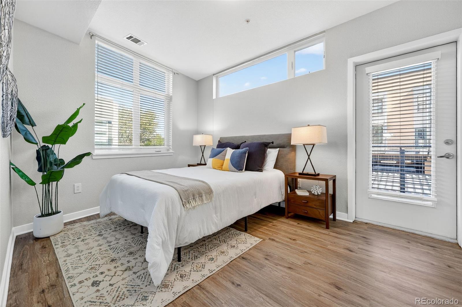 MLS Image #4 for 3101  blake street,denver, Colorado