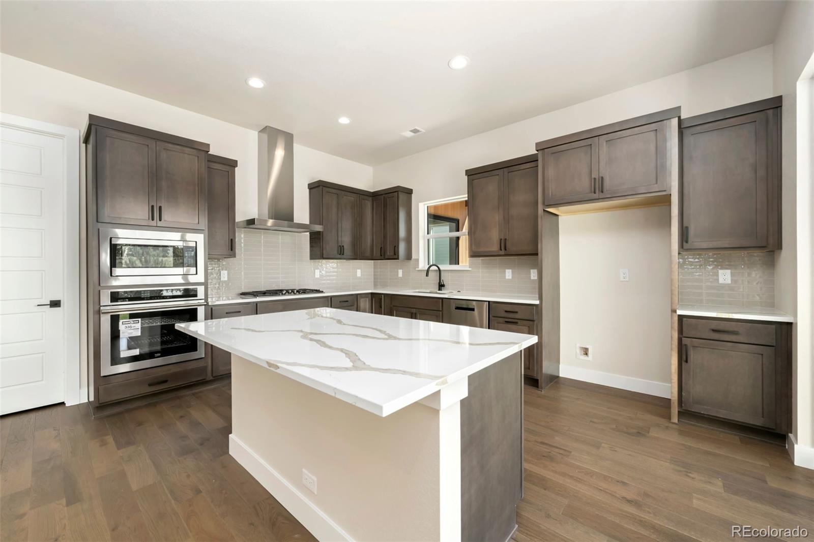 MLS Image #5 for 1792  barefoot drive,windsor, Colorado