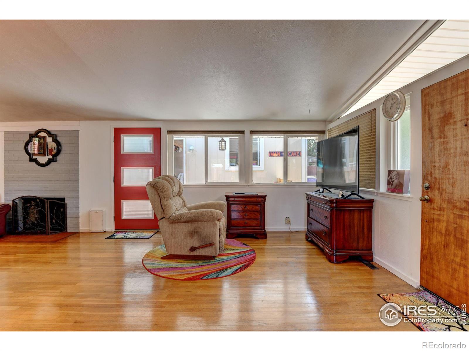 MLS Image #14 for 2370 s meade street,denver, Colorado