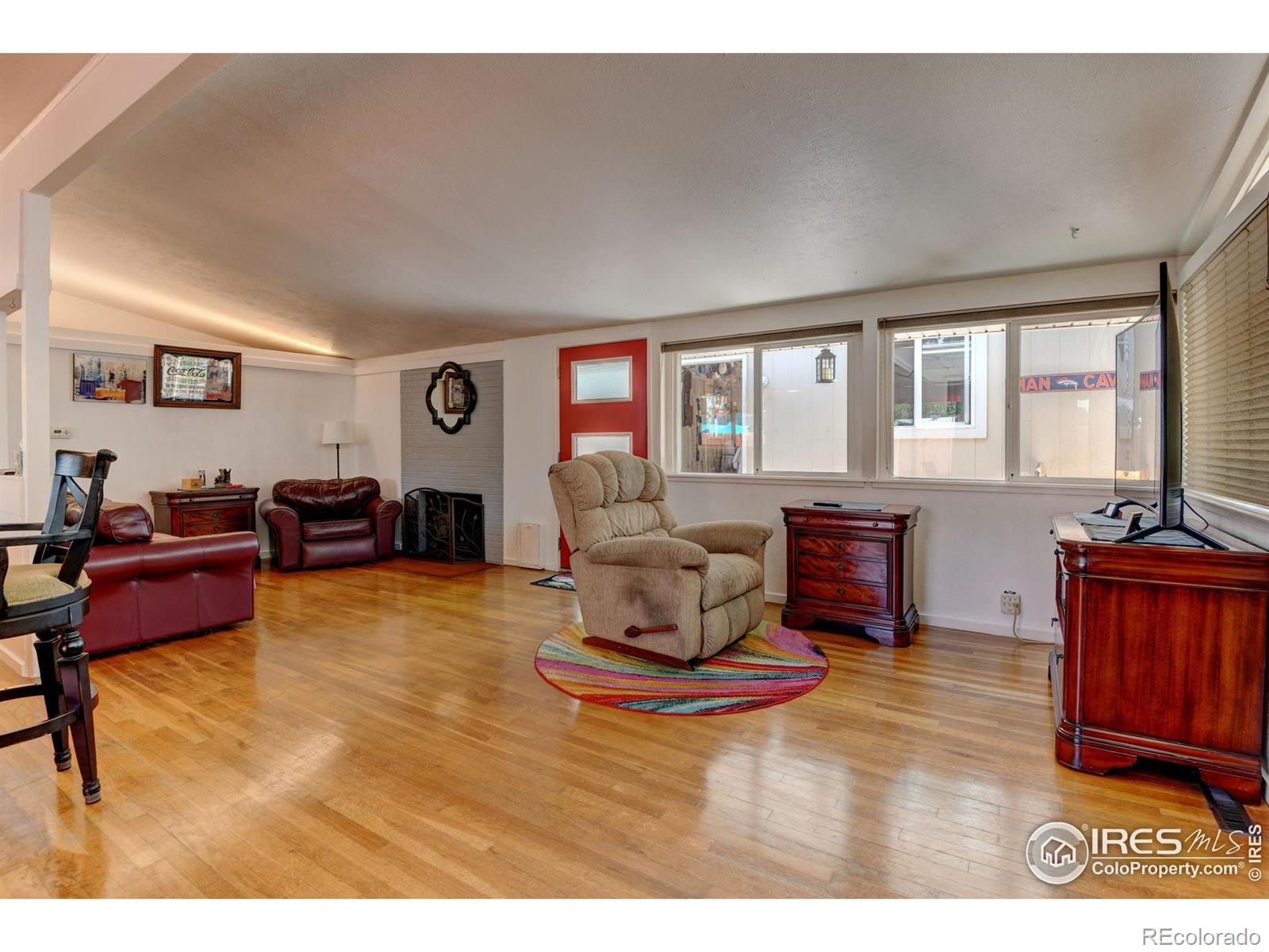 MLS Image #15 for 2370 s meade street,denver, Colorado