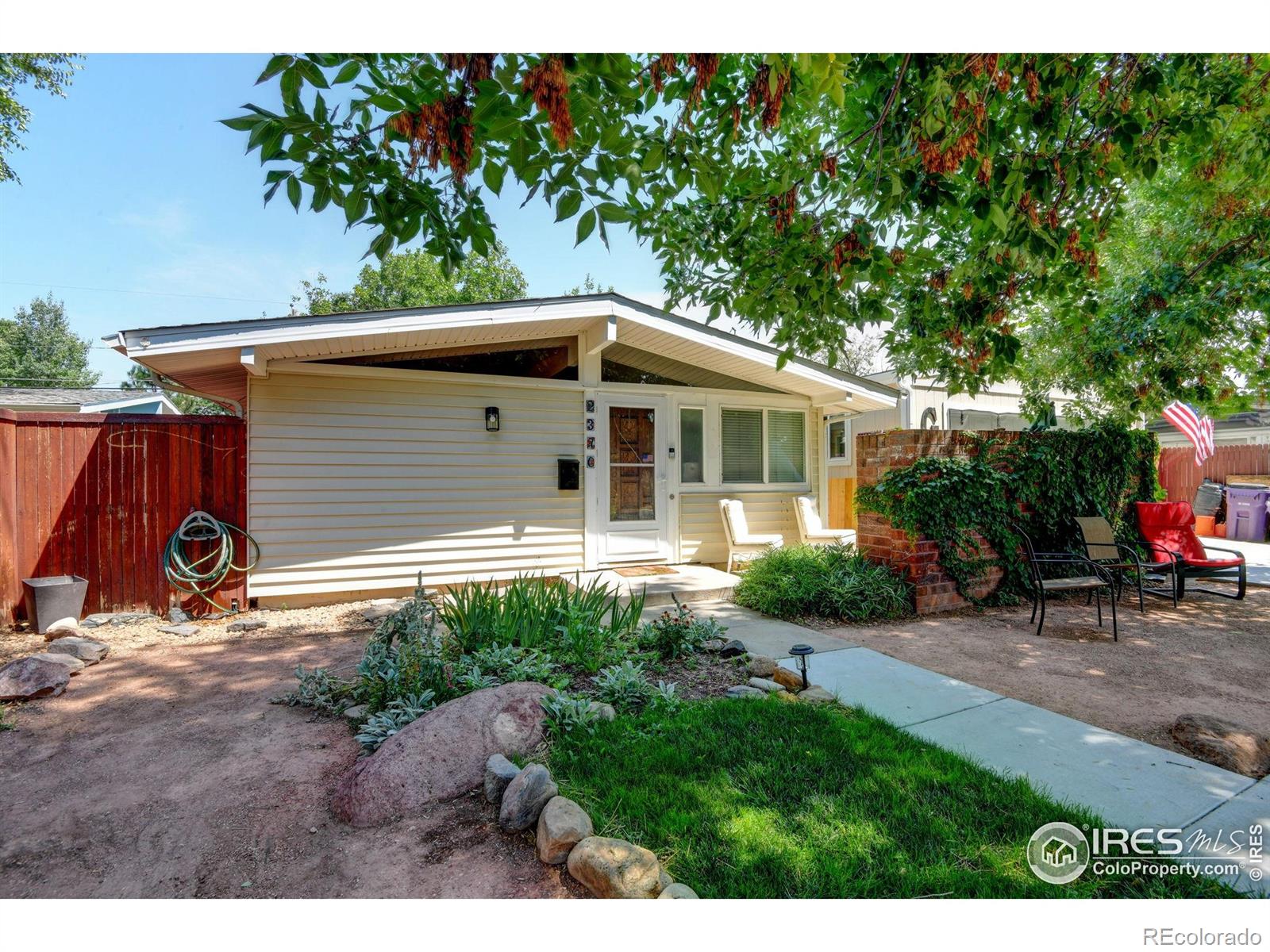 MLS Image #2 for 2370 s meade street,denver, Colorado