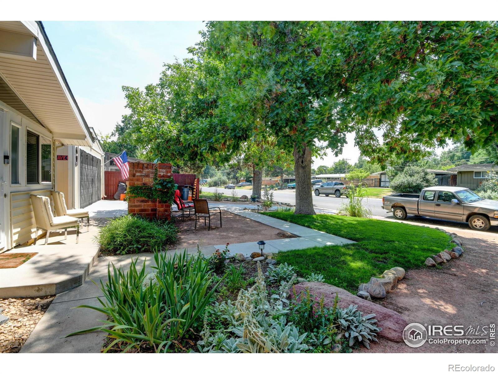 MLS Image #4 for 2370 s meade street,denver, Colorado