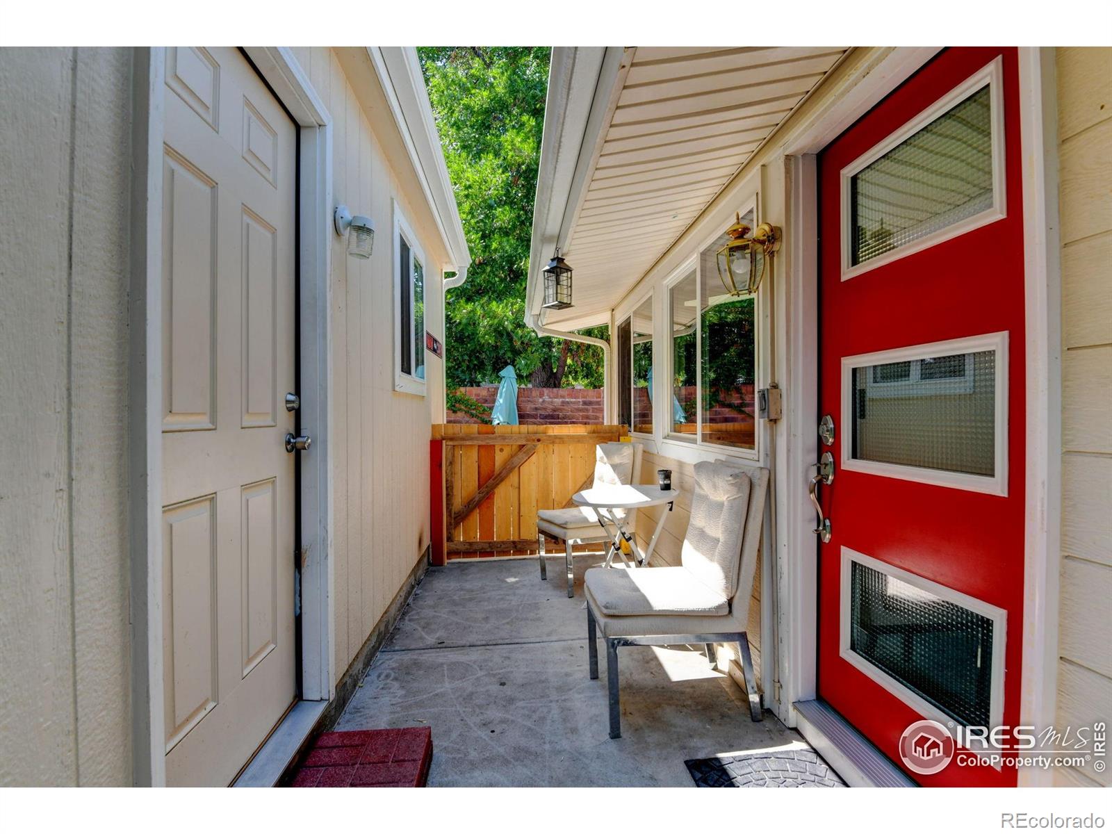 MLS Image #5 for 2370 s meade street,denver, Colorado