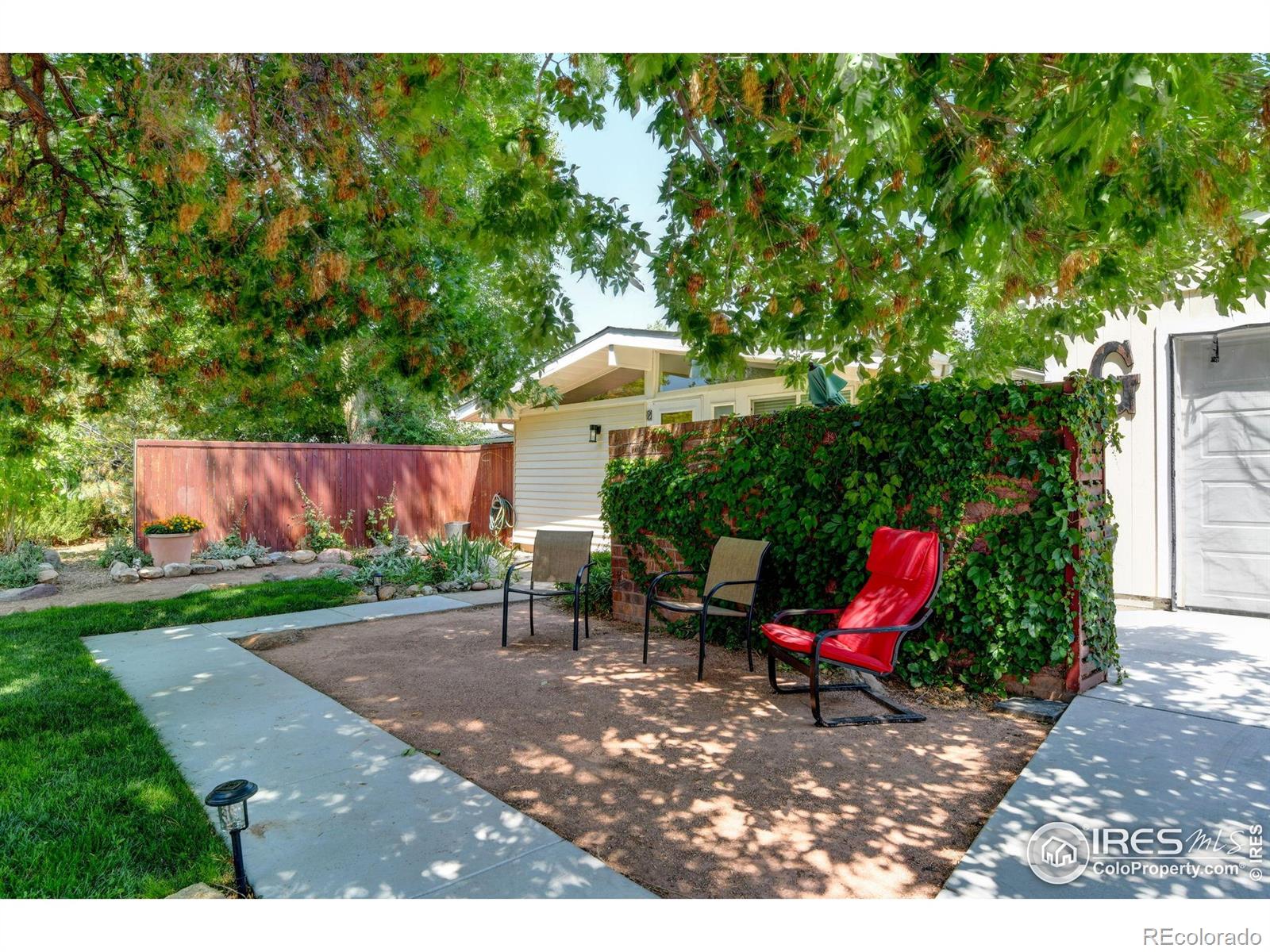 MLS Image #6 for 2370 s meade street,denver, Colorado