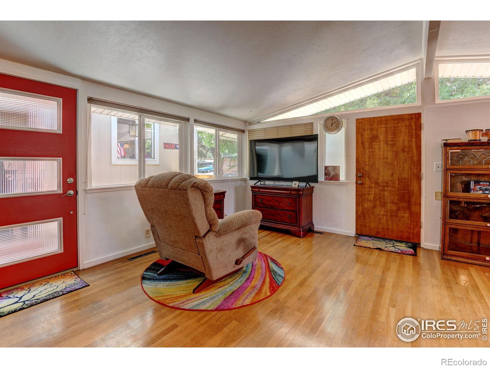 MLS Image #8 for 2370 s meade street,denver, Colorado